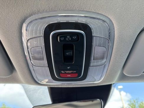 Used 2024 Hyundai Elantra Limited FWD image 46