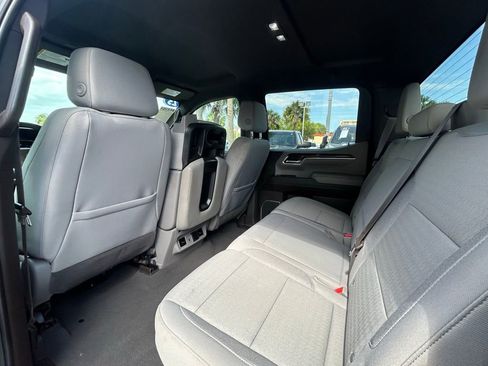 Used 2023 Chevrolet Silverado 1500 LT Trail Boss w/ Protection Package AWD/4WD image 15