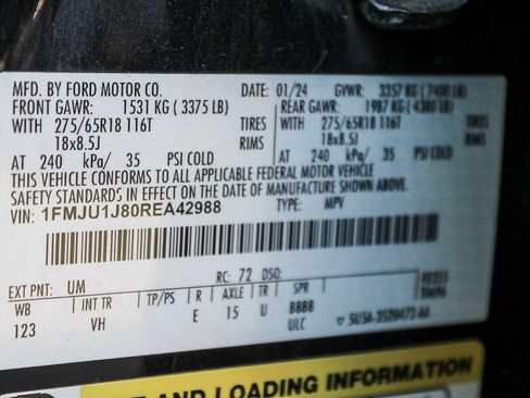 Used 2024 Ford Expedition XLT AWD/4WD image 13
