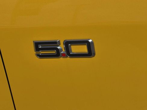 Used 2024 Ford Mustang GT RWD image 9