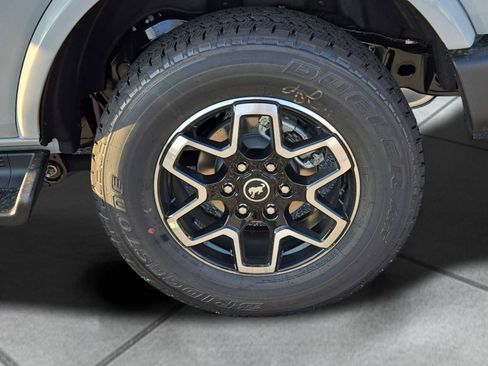 New 2026 Ford Bronco Outer Banks AWD/4WD image 12