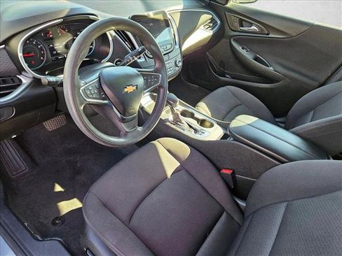 Used 2023 Chevrolet Malibu LT image 10