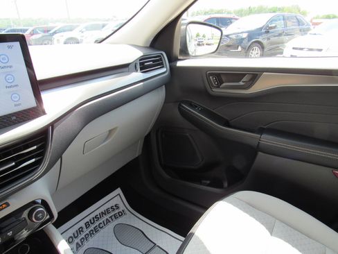 Used 2023 Ford Escape Active w/ Tech Pack #1 image 24