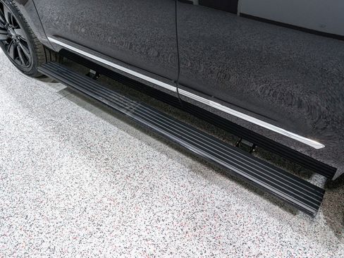 Used 2024 Lincoln Navigator Reserve w/ Equipment Group 201A image 10