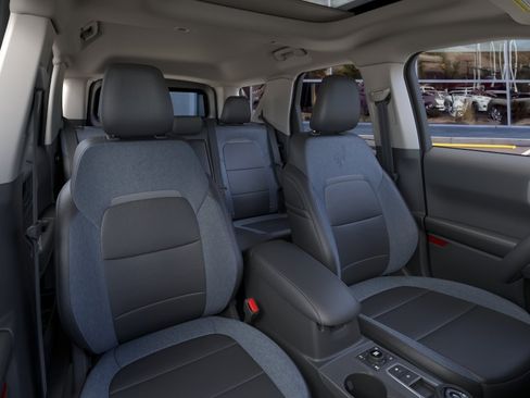 New 2026 Ford Bronco Sport Outer Banks w/ Sasquatch Outer Banks Package AWD/4WD image 29
