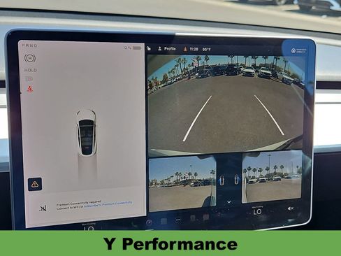 Used 2022 Tesla Model Y Performance AWD/4WD image 26