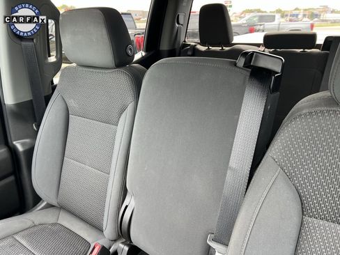 Used 2020 Chevrolet Silverado 1500 Custom w/ Custom Value Package image 17