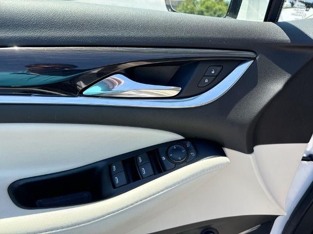 Certified 2023 Buick Enclave Essence w/ Experience Buick Package FWD image 24