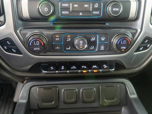 Used 2018 GMC Sierra 1500 SLT AWD/4WD image 20