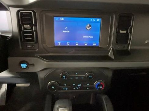 Used 2021 Ford Bronco 2-Door w/ Sasquatch Package AWD/4WD image 30
