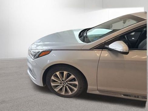 Used 2017 Hyundai Sonata Sport w/ Value Edition Package 02 image 25