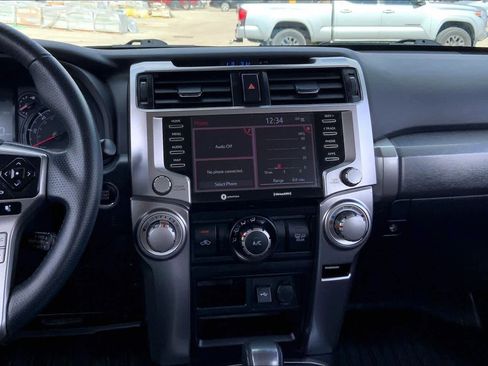 Used 2021 Toyota 4Runner SR5 image 6