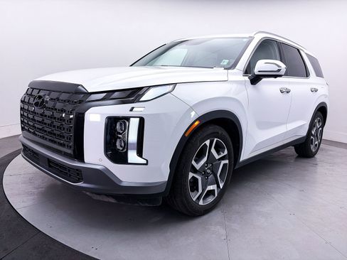 Used 2024 Hyundai Palisade Limited AWD/4WD image 12