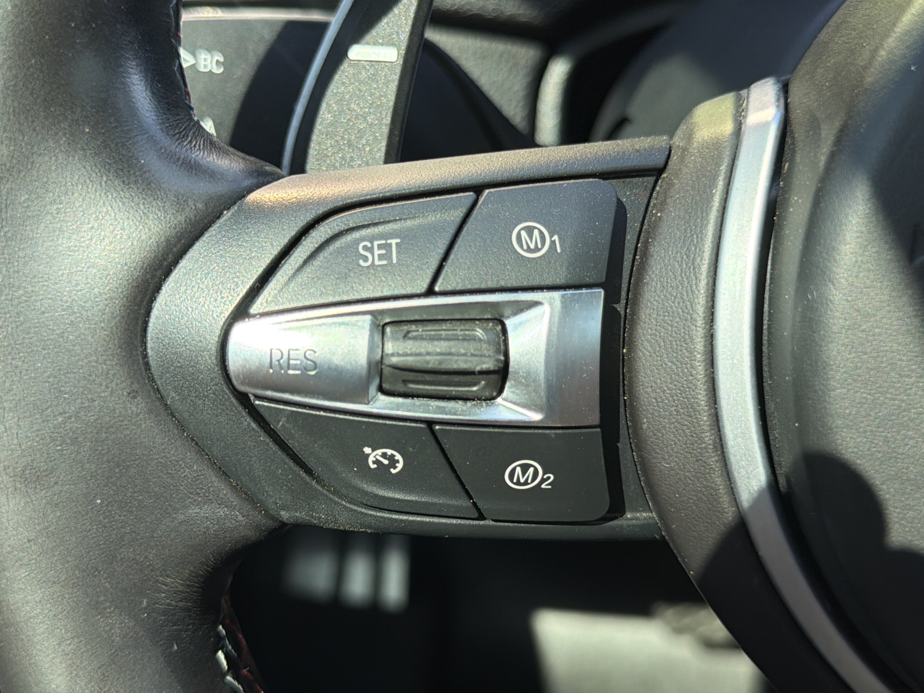 Used 2018 BMW M4 Convertible RWD image 47