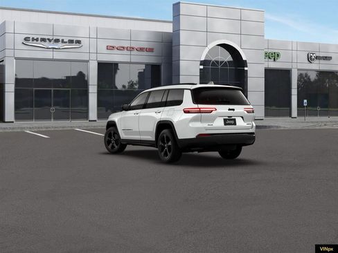 New 2026 Jeep Grand Cherokee L Limited w/ Limited Altitude Package AWD/4WD image 5
