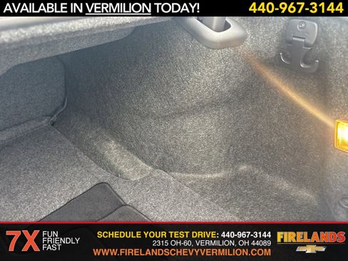 Used 2022 Chrysler 300 Touring w/ Sport Appearance Package image 46