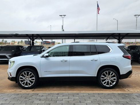 New 2026 GMC Acadia Denali image 7
