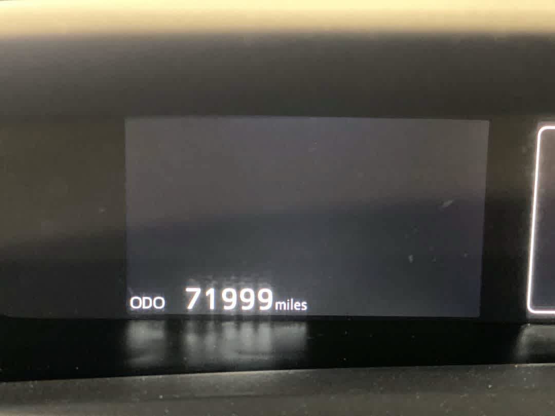 Used 2022 Toyota Prius Prime XLE FWD image 18