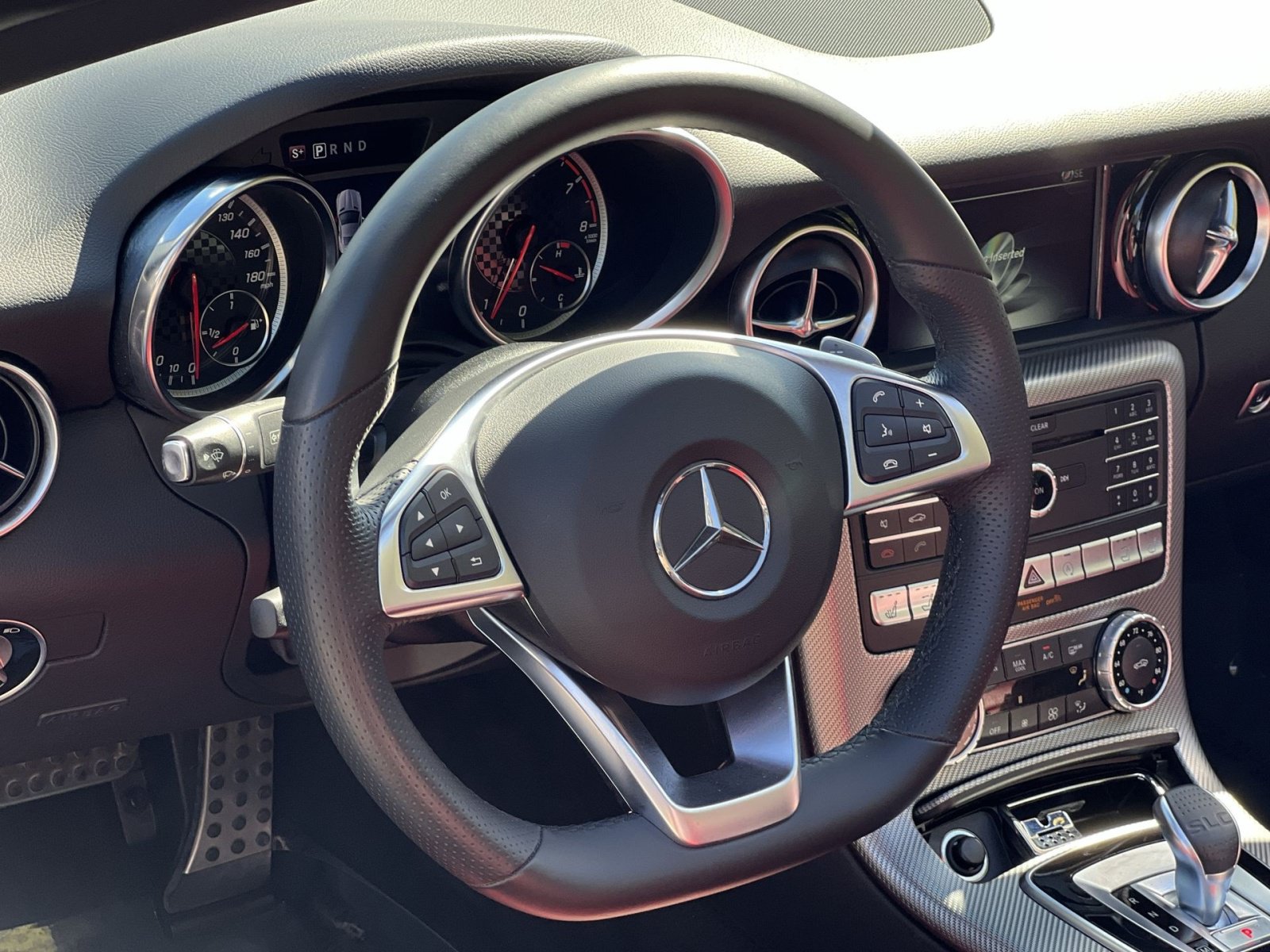 Used 2020 Mercedes-Benz SLC 43 AMG image 21