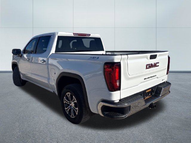 Used 2026 GMC Sierra 1500 SLT AWD/4WD image 2