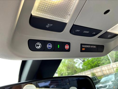 Used 2019 Chevrolet Impala LT FWD image 36