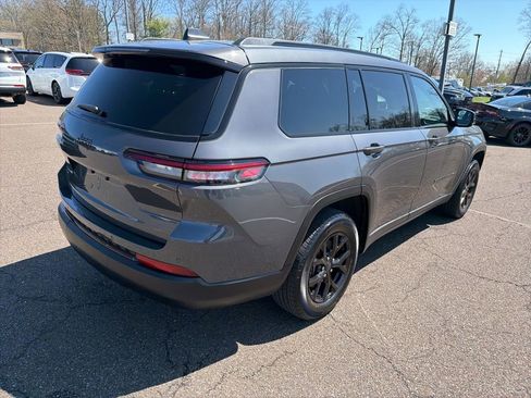 Certified 2025 Jeep Grand Cherokee L Laredo AWD/4WD image 3