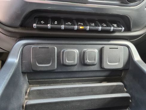 Used 2017 Chevrolet Silverado 3500 LTZ w/ Duramax Plus Package AWD/4WD image 30