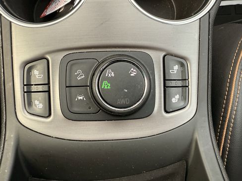 Certified 2023 GMC Terrain AT4 w/ Infotainment Package II image 19