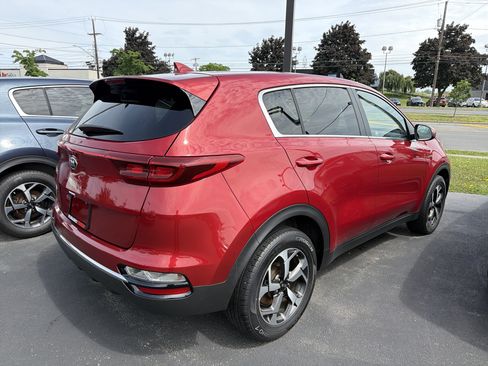Used 2021 Kia Sportage LX AWD/4WD image 7