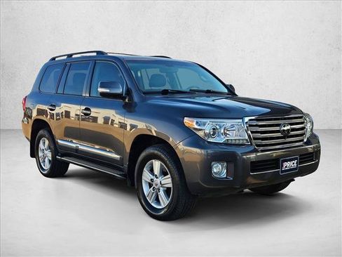Used 2014 Toyota Land Cruiser AWD/4WD image 3