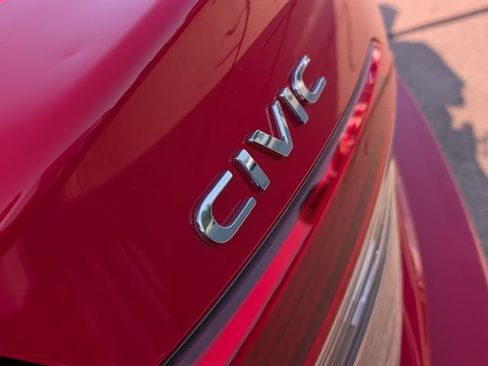 Used 2023 Honda Civic Sport image 28