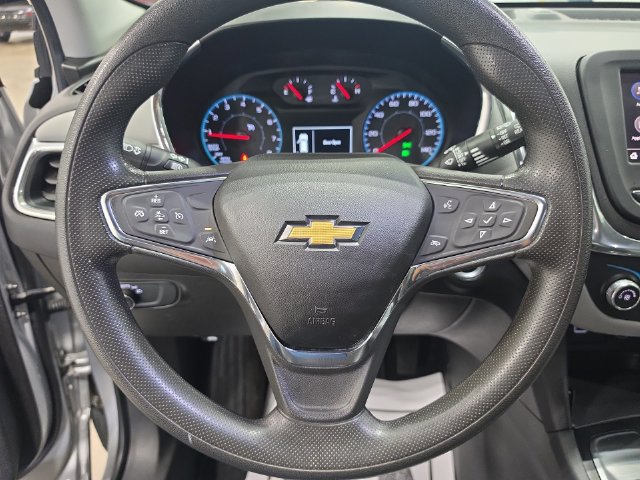 Used 2020 Chevrolet Equinox LS FWD image 18