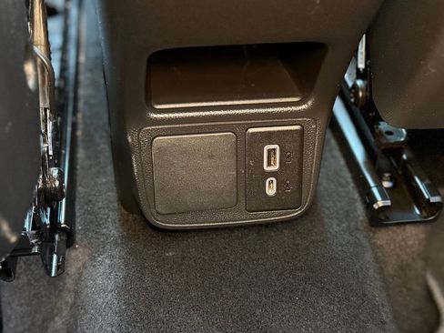 Used 2022 Buick Encore GX Preferred w/ Cold Weather Comfort Package image 7