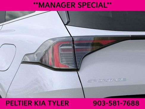 New 2026 Kia Sportage LX FWD image 12