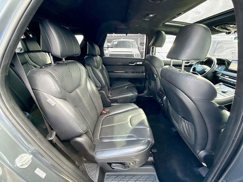 Used 2023 Hyundai Palisade Calligraphy w/ Cargo Package image 32
