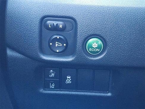 Used 2022 Honda Pilot TrailSport image 16