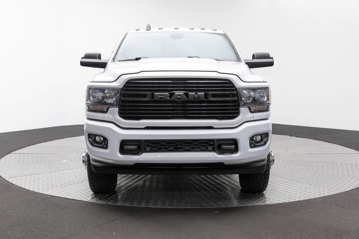 Used 2021 RAM 3500 Big Horn w/ Level 2 Equipment Group AWD/4WD image 3