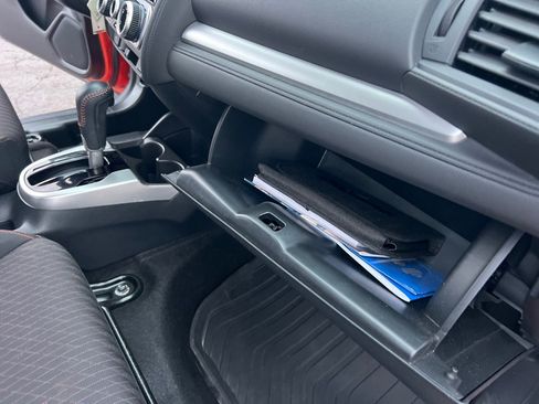 Used 2018 Honda Fit Sport image 20