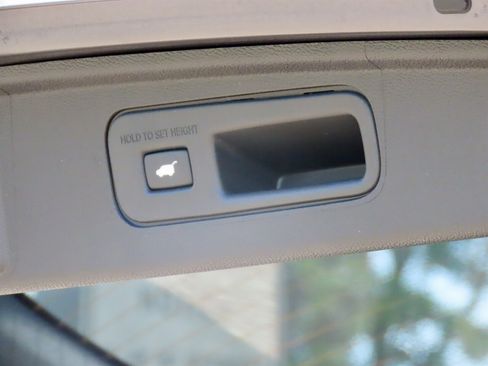 Used 2025 Honda Odyssey EX-L image 11