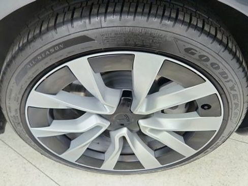 Used 2025 Tesla Model 3 Long Range image 56