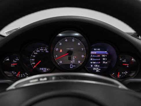 Certified 2015 Porsche 911 Carrera S RWD image 35