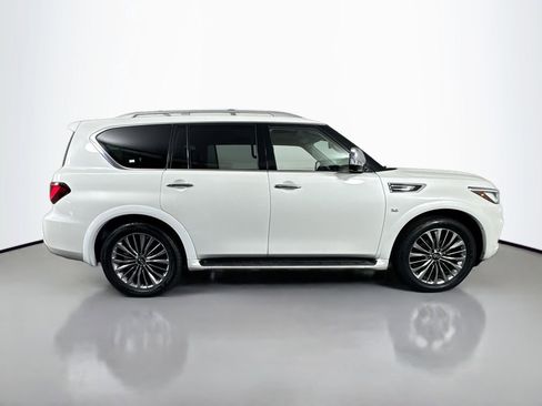 Used 2018 INFINITI QX80 4WD w/ Deluxe Technology Package image 4