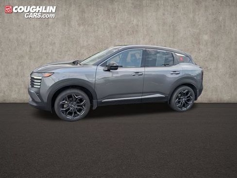 Certified 2025 Nissan Kicks SR AWD/4WD image 4