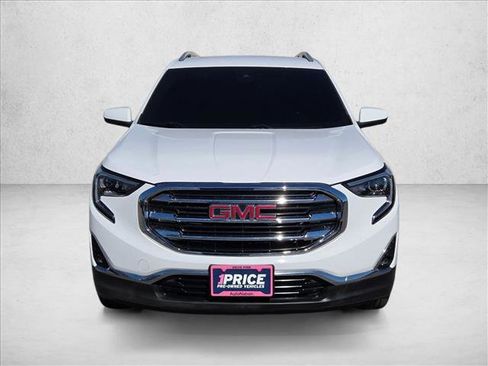 Used 2021 GMC Terrain SLT image 2