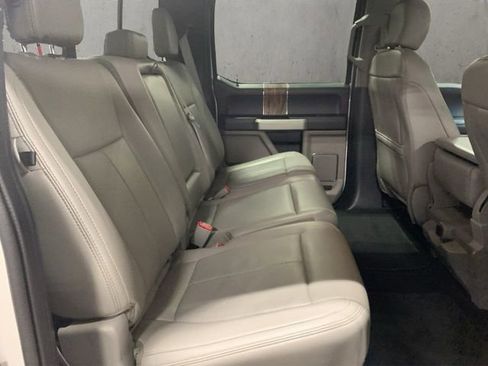 Used 2018 Ford F150 Lariat image 26