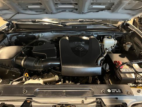 Used 2017 Toyota Tacoma TRD Pro image 41