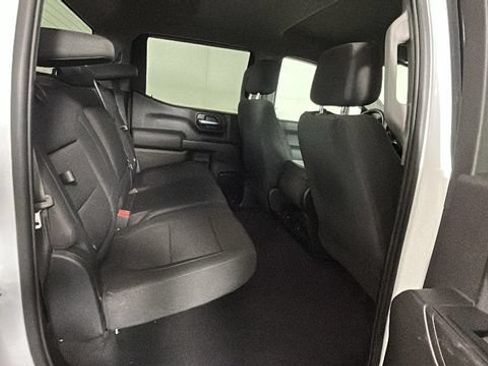 Used 2019 Chevrolet Silverado 1500 Custom w/ Custom Max Trailering Package AWD/4WD image 28