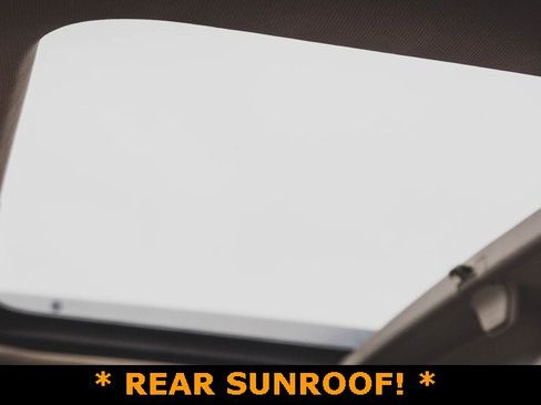 Used 2017 GMC Acadia Denali w/ Technology Package image 8