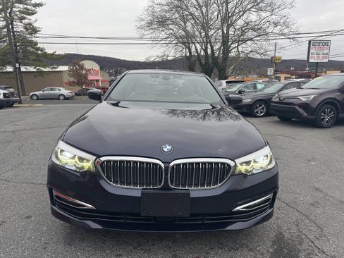 Used 2018 BMW 540i xDrive w/ Premium Package image 10
