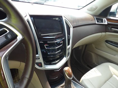 Used 2013 Cadillac SRX Luxury AWD/4WD image 7